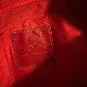 EUC Original HOBO bag. 💯 real leather outside 💯 cotton inside.